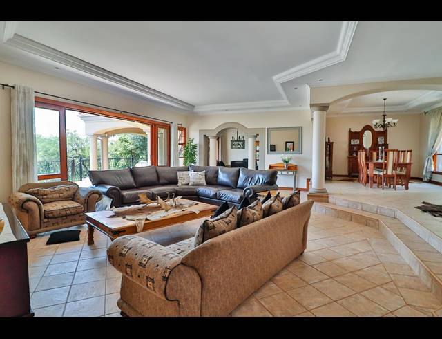 4 BEDROOM HOUSE FOR SALE IN LEEUWFONTEIN ESTATE